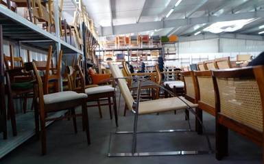舊物新潮 年輕人為何鐘情于舊家具？